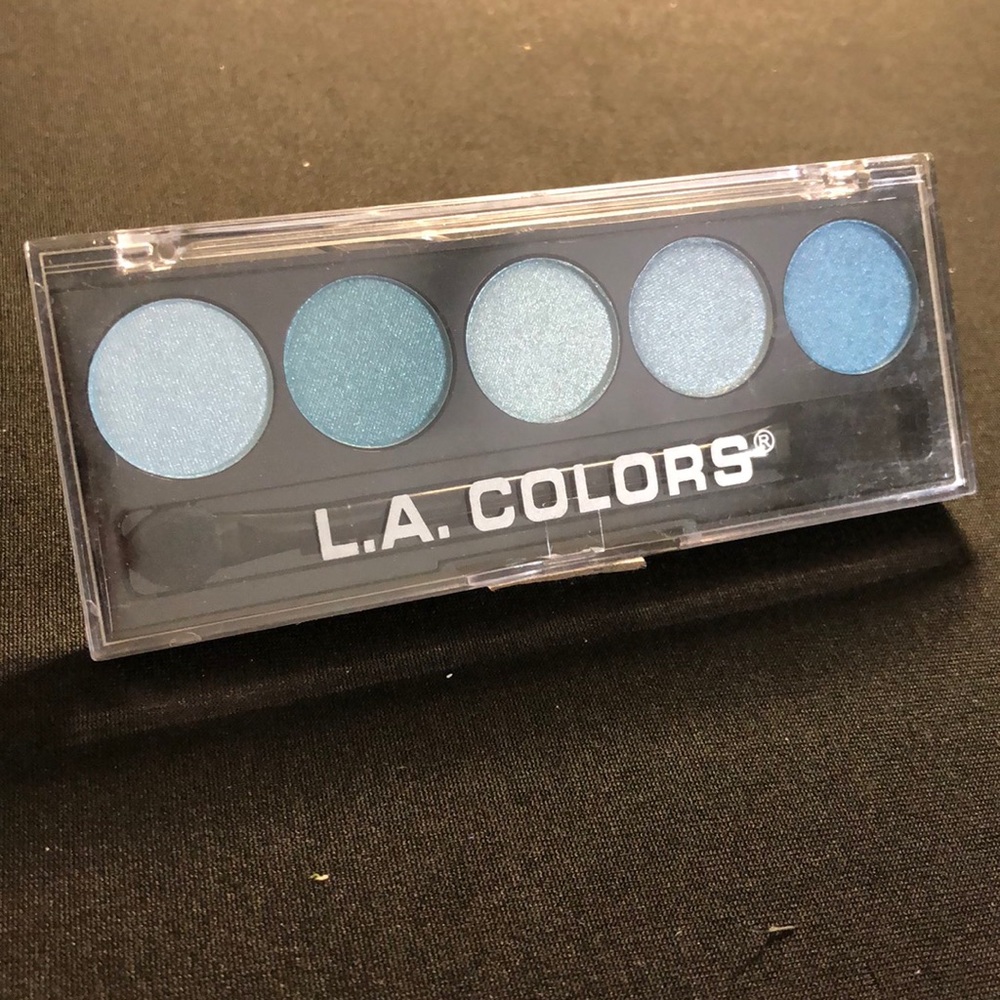 L.A. Colors EP43 Tranquil 5 Blue Shades Eyeshadow unopened.